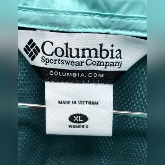 Columbia Full Zip Women's Windbreaker Packable Hidden Hood Size L New MSRP $54.9 - Picture 7 of 8